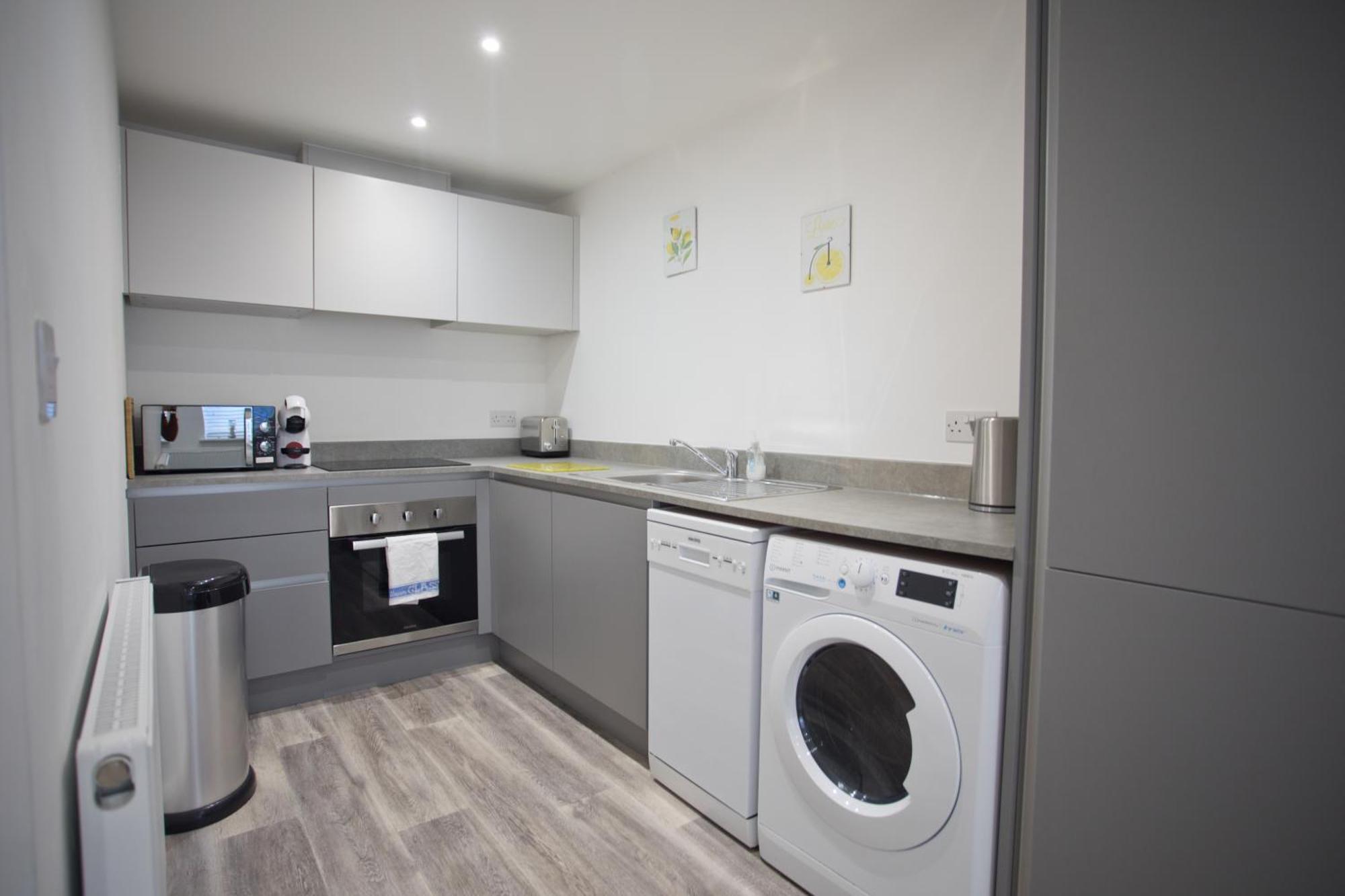 Sea Air - 2 Bedrooms - Parking - Mins To Beach Bournemouth Dış mekan fotoğraf