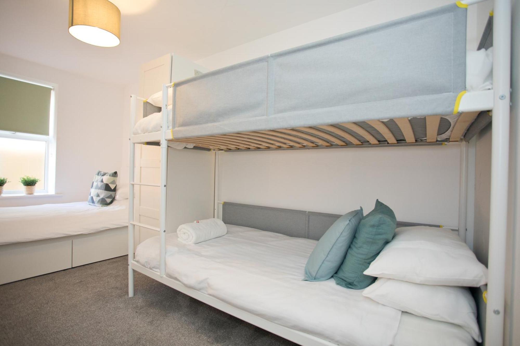 Sea Air - 2 Bedrooms - Parking - Mins To Beach Bournemouth Dış mekan fotoğraf
